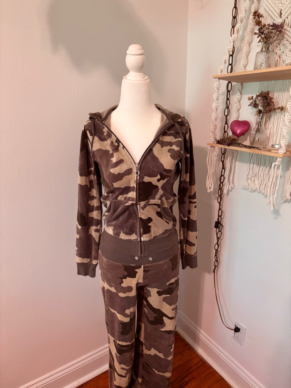New York & Company Women's Camo Velour Hoodie and Pants Set - Brown, Tan, Olive